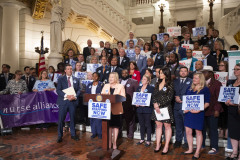 जून 28, 2023: Sen. Collett tonight participated in a rally in the Main Rotunda to celebrate House passage of the Patient Safety Act, regulating minimum staffing levels for health care facilities.