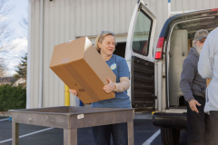 November 12, 2024: Senator Collett and Senator Cappelletti joined Mitzvah Circle for a Period Product Distribution event in November 2024.