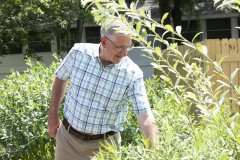13 de Julio de 2023: El Senador Collett y el Secretario Redding recorren Variety durante la Semana de la Agricultura Urbana