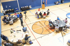 9 de septiembre de 2022: La senadora Collett organizó un almuerzo para veteranos y una feria de recursos en el Centro Comunitario y Recreativo de Montgomery Township, en el condado de Montgomery.